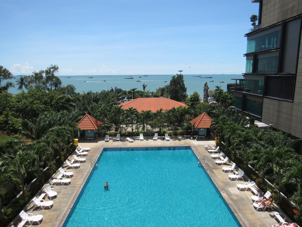 View Talay 6 Suite Apartments Pattaya Exteriör bild