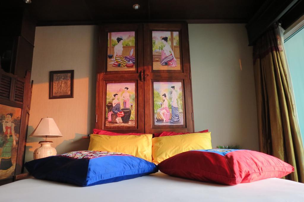 View Talay 6 Suite Apartments Pattaya Rum bild