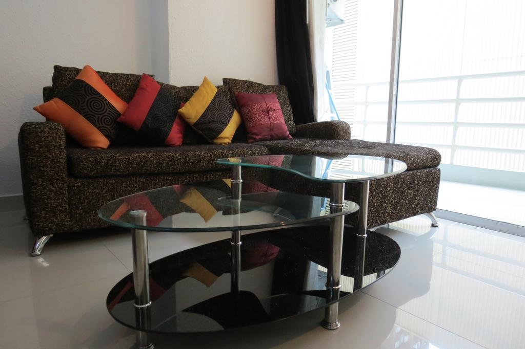 View Talay 6 Suite Apartments Pattaya Rum bild
