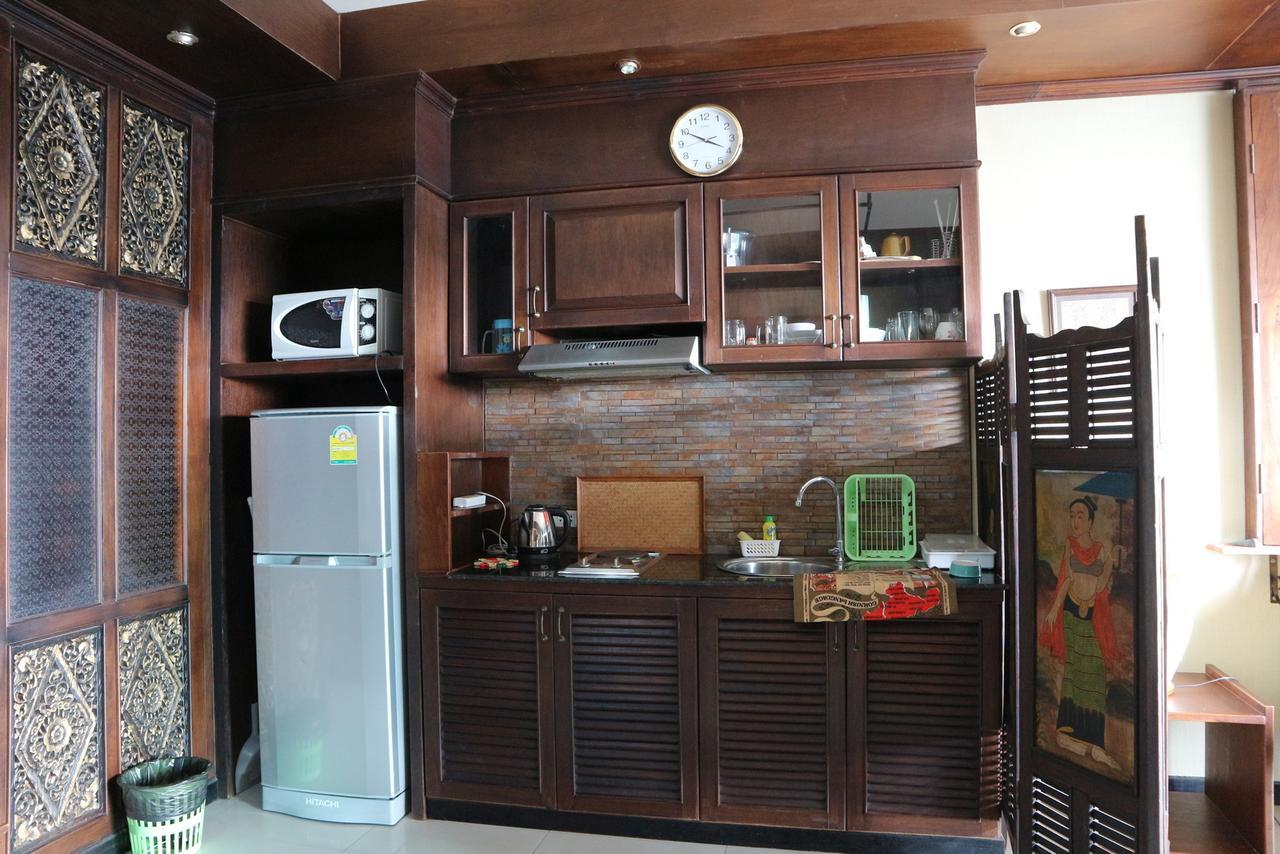 View Talay 6 Suite Apartments Pattaya Exteriör bild