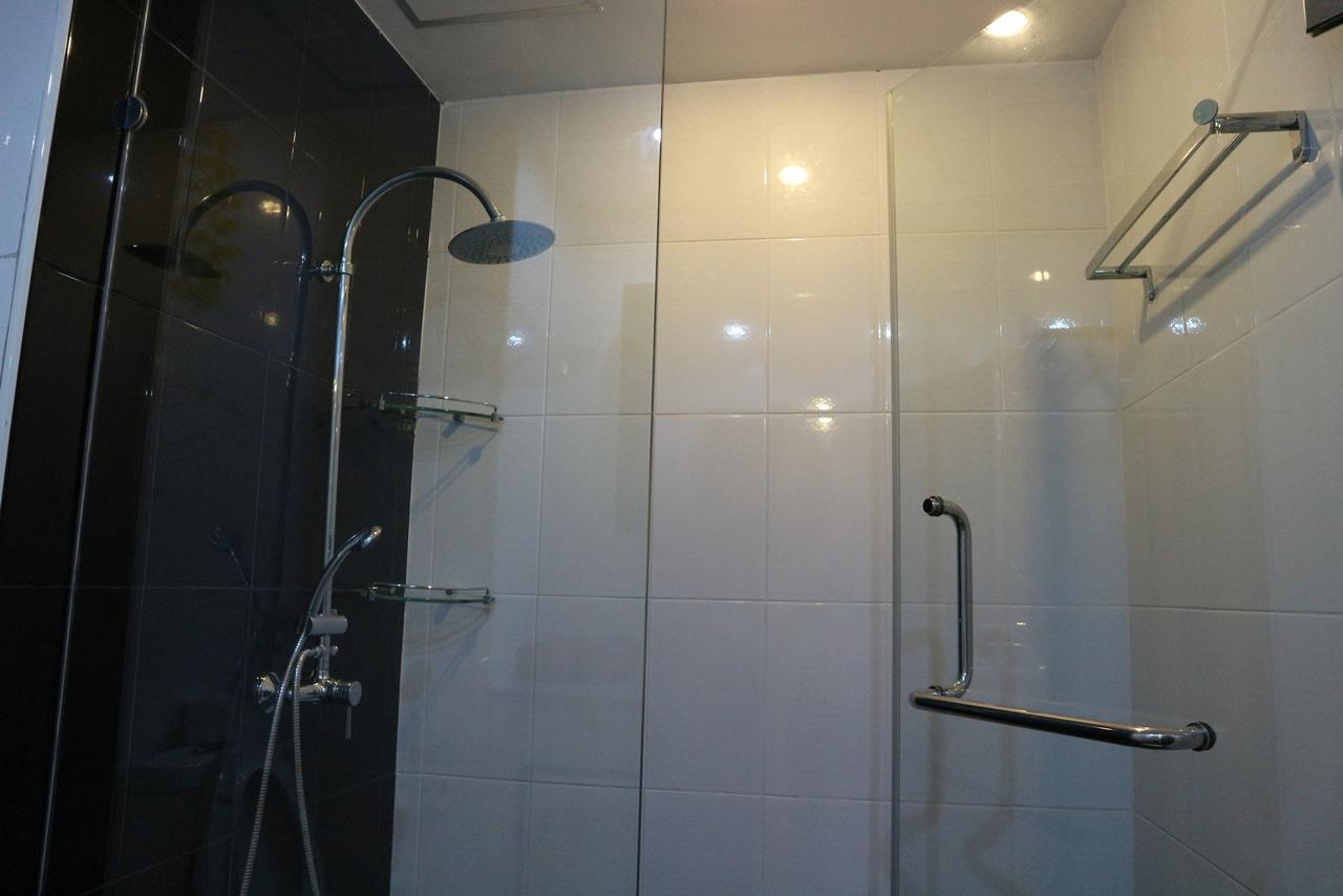 View Talay 6 Suite Apartments Pattaya Exteriör bild